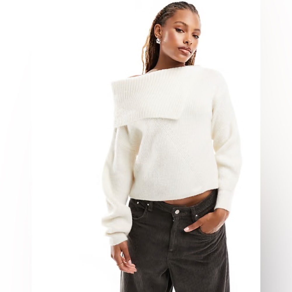 Mango Elegant Off-Shoulder White Sweater